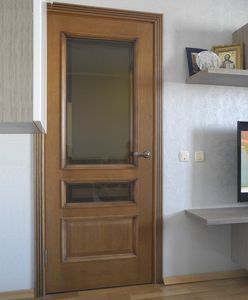interior door