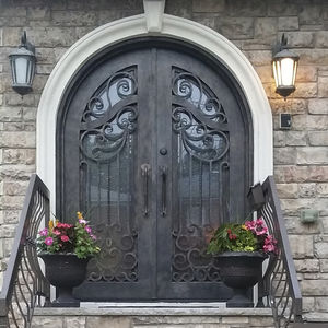 arched door