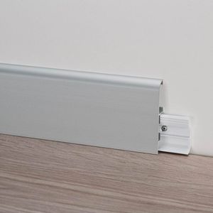white baseboard 1