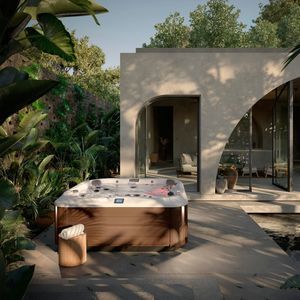 above-ground hot tub 1