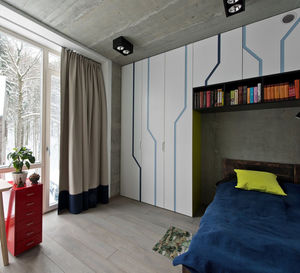 ceiling-mounted spotlight