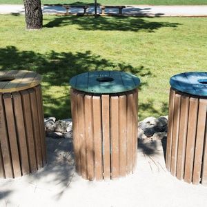 public trash can 1
