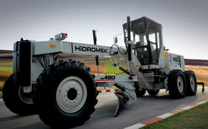 motor grader