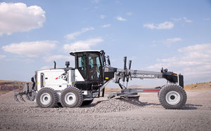 motor grader