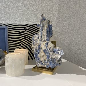 natural stone sculpture