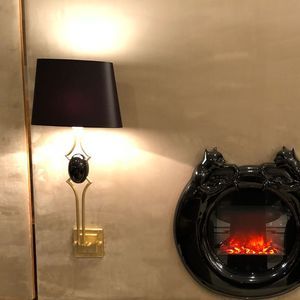 contemporary wall light