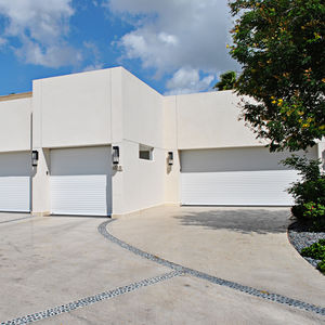 roll-up garage doors