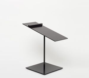 table-type display rack