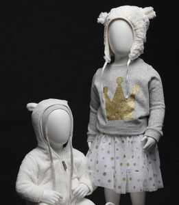 kid display mannequin
