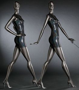 female display mannequin 1