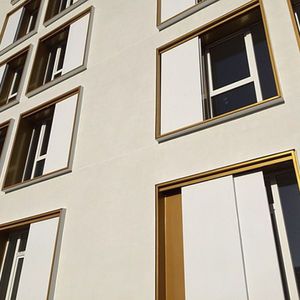 sliding shutter