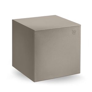 square pouf 1