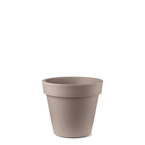 polyethylene cachepot 1