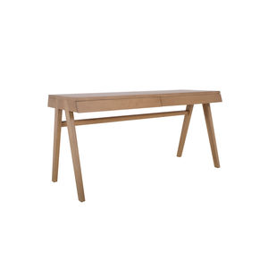 free-standing desk