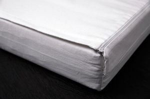 single mattress / polyurethane / latex foam / 70x140 cm