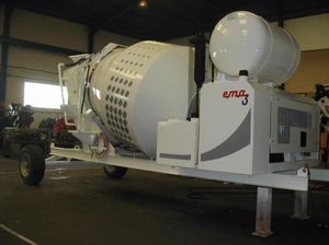 mobile concrete mixer