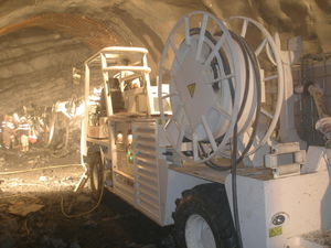 concrete spraying machine