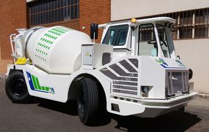 diesel mixer truck / for concrete / for underground mining