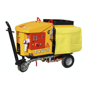 concrete spraying machine