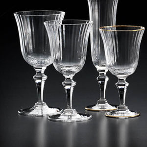wine glass / stemware / blown glass / commercial
