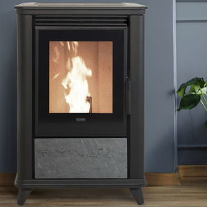 pellet heating stove 1