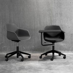 conference chair with armrests