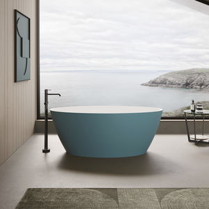 oval bathtub