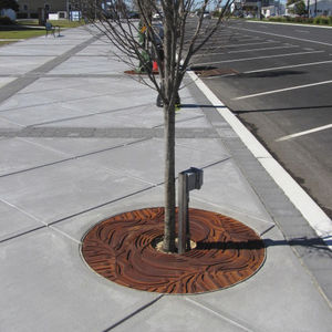 square tree grate