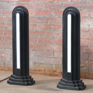 urban bollard light / contemporary / cast aluminum / cast iron