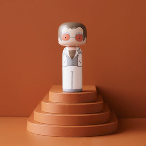 wooden sculpture 1