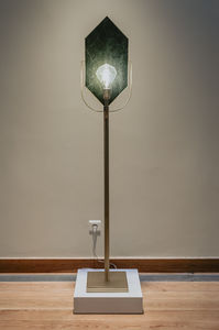 floor-standing lamp / original design / brushed brass / lacquered metal