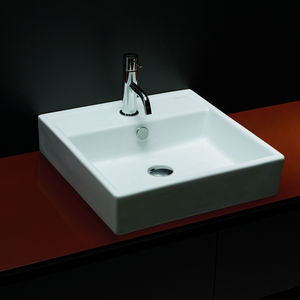 wall-mounted washbasin 1