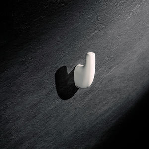 metal coat hanger 1