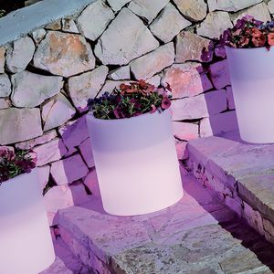 polyethylene garden pot / round / illuminated
