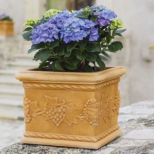 rotomolded polyethylene planter