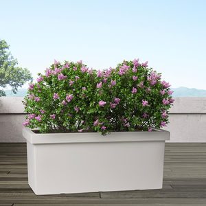 rotomolded polyethylene planter