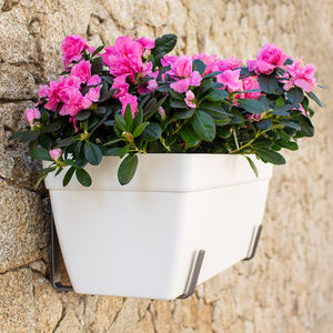 iron pot holder