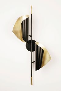 contemporary wall light