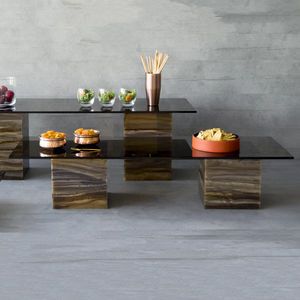 free-standing display rack