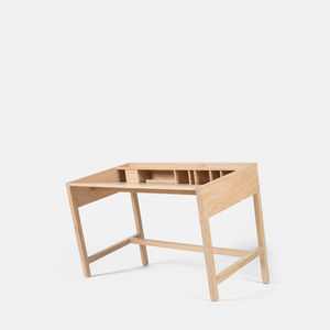 oak desk / American walnut / contemporary / for student housing