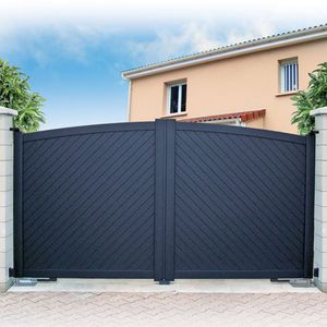 swing gate / sliding / thermo-lacquered aluminum / panel