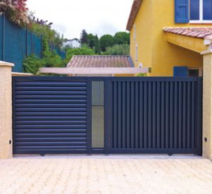 swing gate