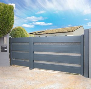 swing gate