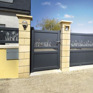thermo-lacquered aluminum garden gate