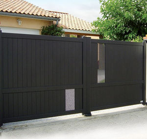 swing gate