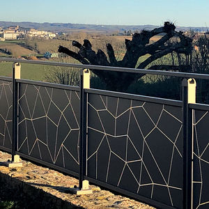 aluminum railing