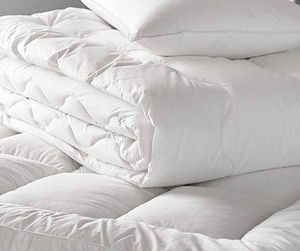 synthetic quilt