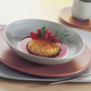sandstone tableware