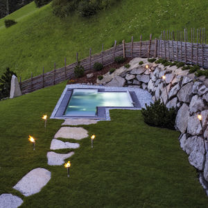 built-in hot tub / other shapes / 4-seater / outdoor