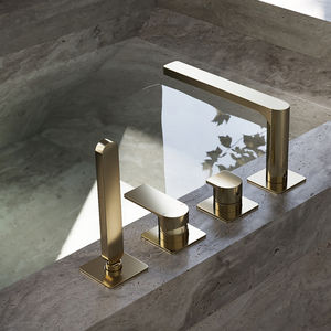 bathtub mixer tap